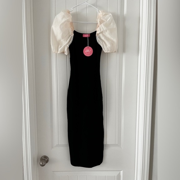 Iconic Moment Puff Sleeve Midi Dress - Picture 3 of 4